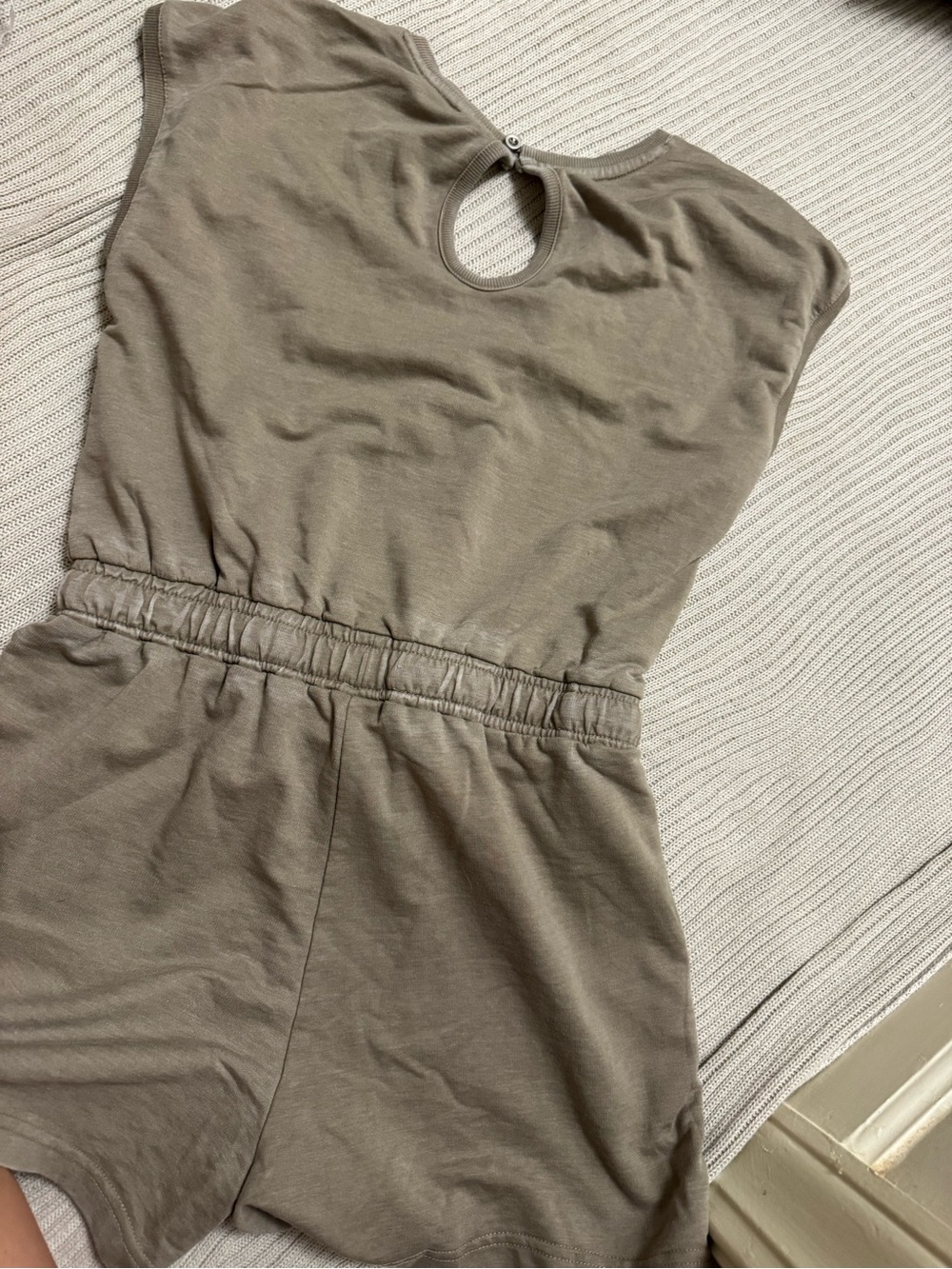 Trendy Drawstring Romper - Picture 3 of 4
